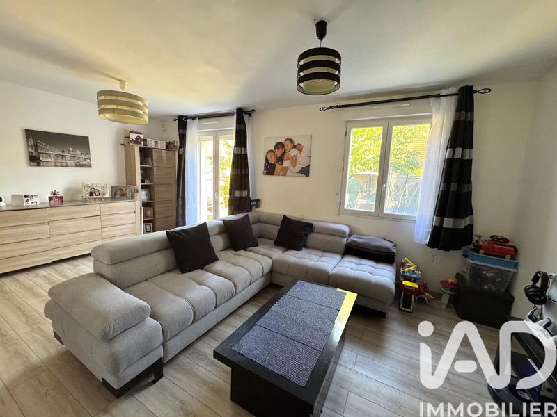 Maison - 93 m² - 5 pièces