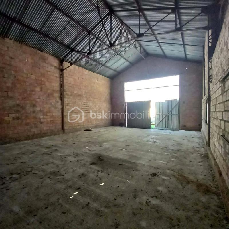 Maison - 92 m² - 1 pièce