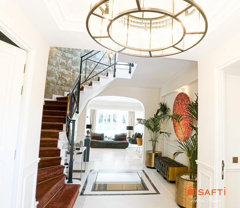 Villa - 419 m² - 10 pièces