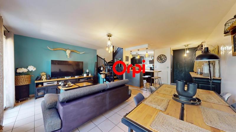 Maison - 98 m² - 5 pièces