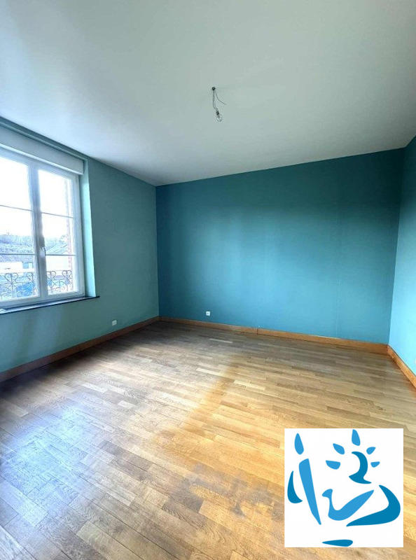 Maison - 180 m² - 5 pièces