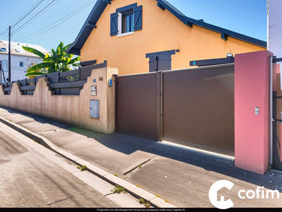 Maison traditionnelle - 133 m² - 5 pièces