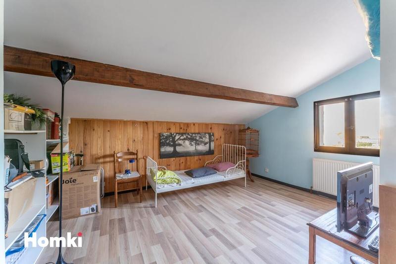 Maison - 180 m² - 6 pièces