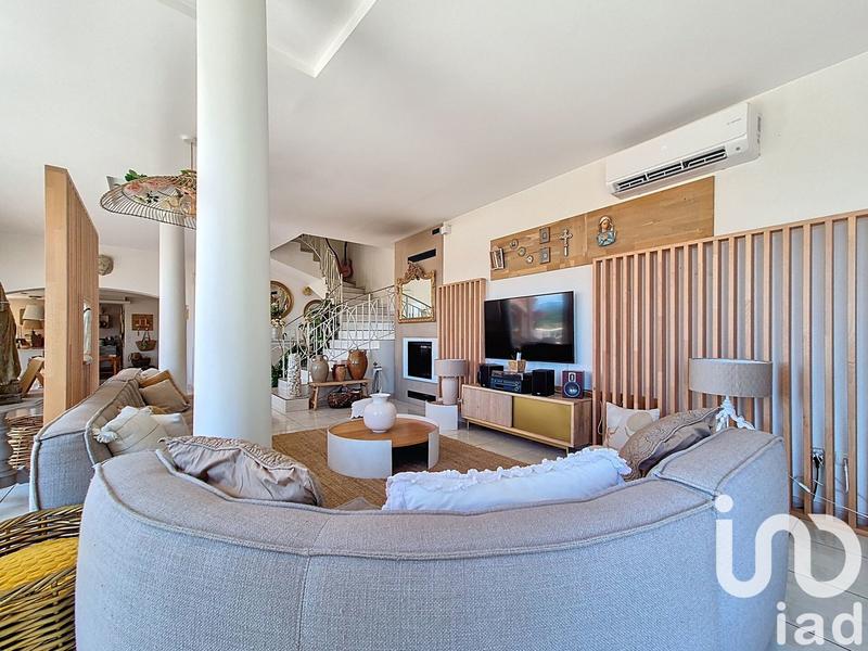 Maison de maîtres - 234 m² - 7 pièces