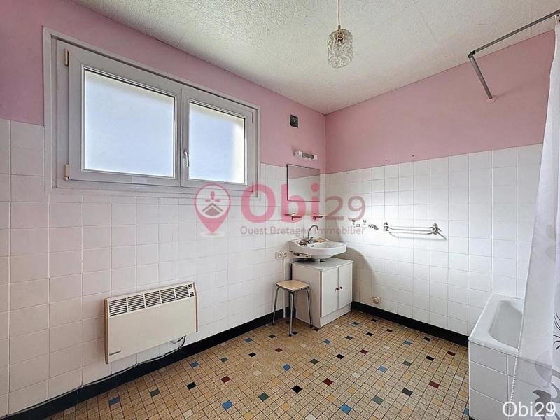 Maison traditionnelle - 118 m² - 8 pièces