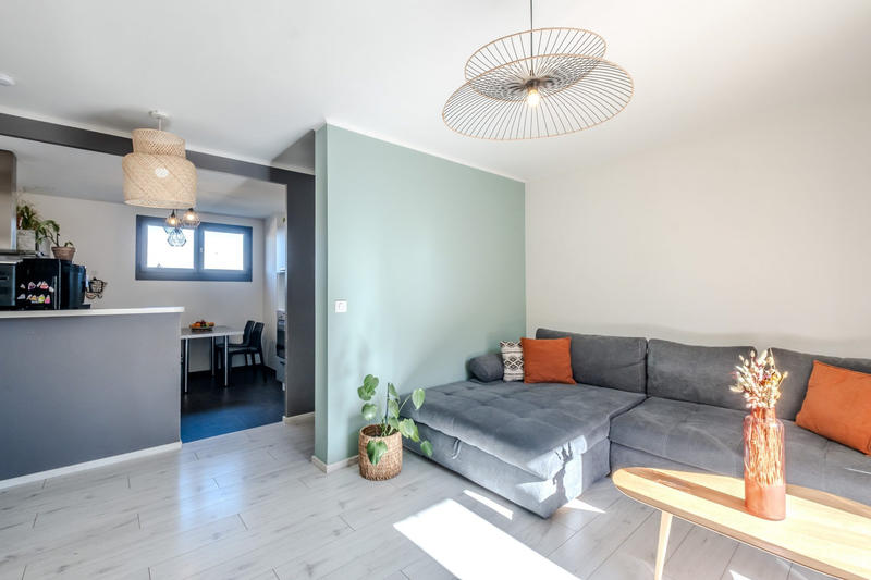 Appartement - 65 m² - 4 pièces