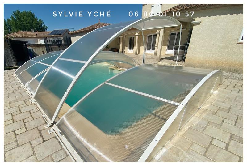 Villa - 151 m² - 6 pièces