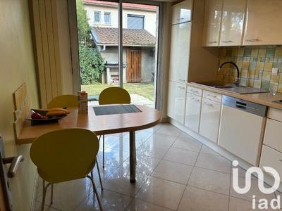 Maison - 121 m² - 5 pièces