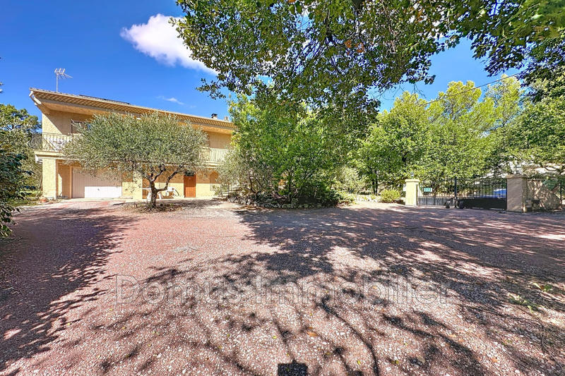 Maison - 163 m² - 6 pièces