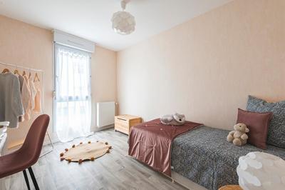 Appartement - 80 m² - 4 pièces