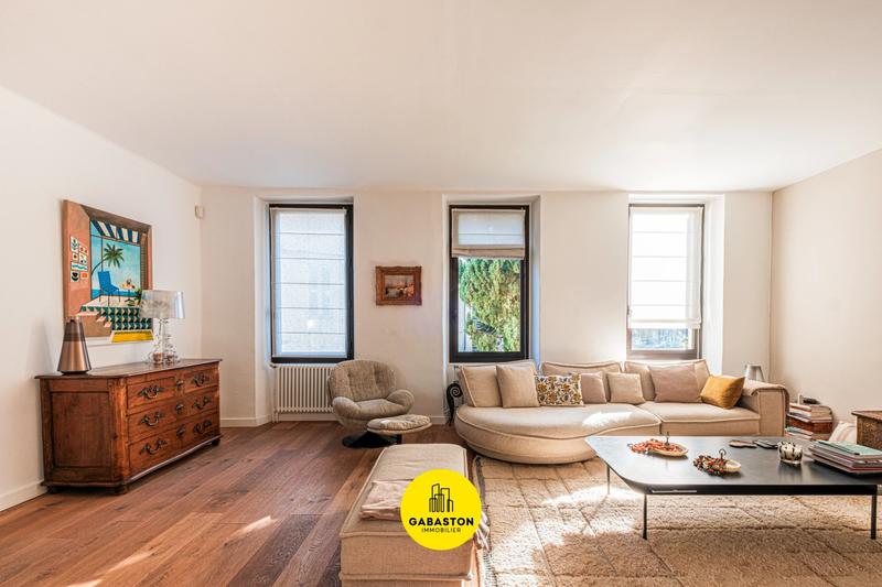 Maison - 193 m² - 7 pièces