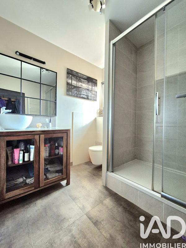 Maison - 180 m² - 5 pièces