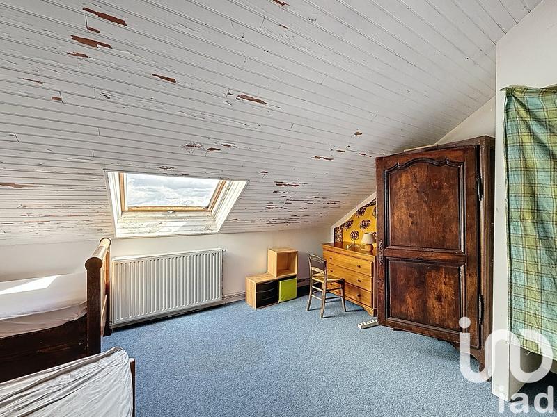 Maison - 214 m² - 7 pièces