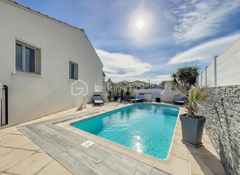 Maison traditionnelle - 105 m² - 5 pièces