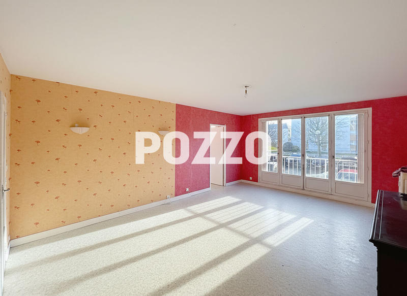 Appartement - 96 m² - 5 pièces