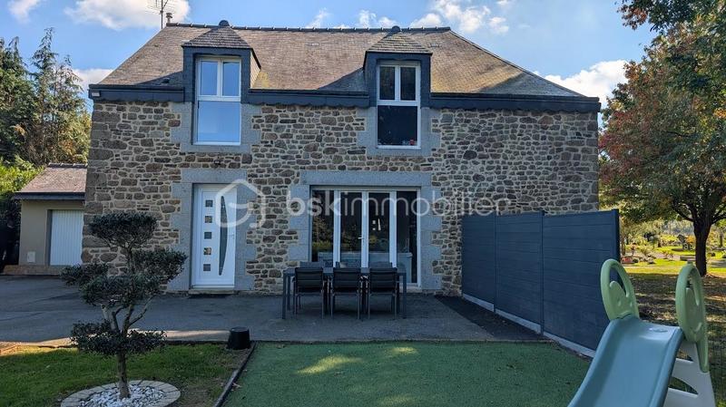 Maison en pierre - 111 m² - 5 pièces