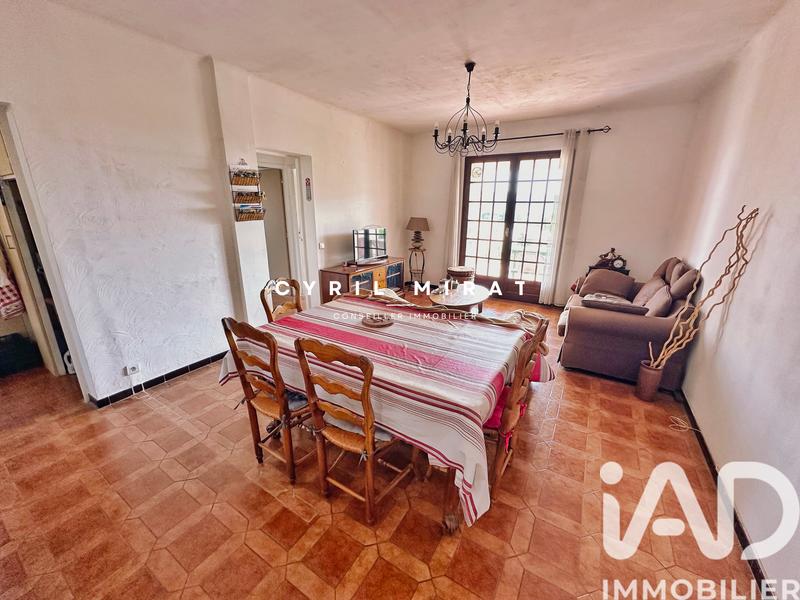 Maison - 260 m² - 14 pièces