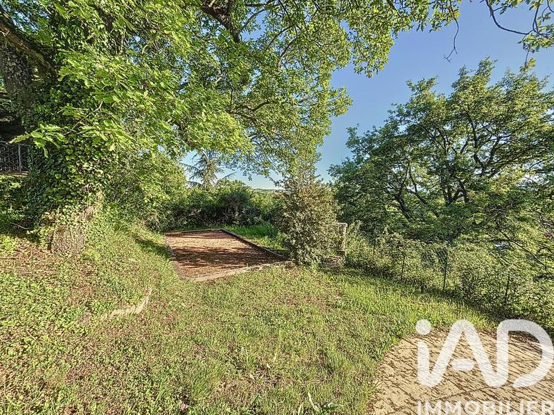 Maison - 282 m² - 8 pièces