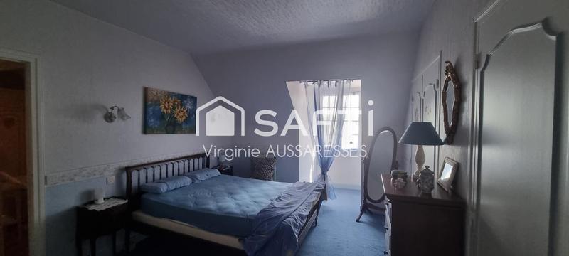 Maison - 253 m² - 10 pièces