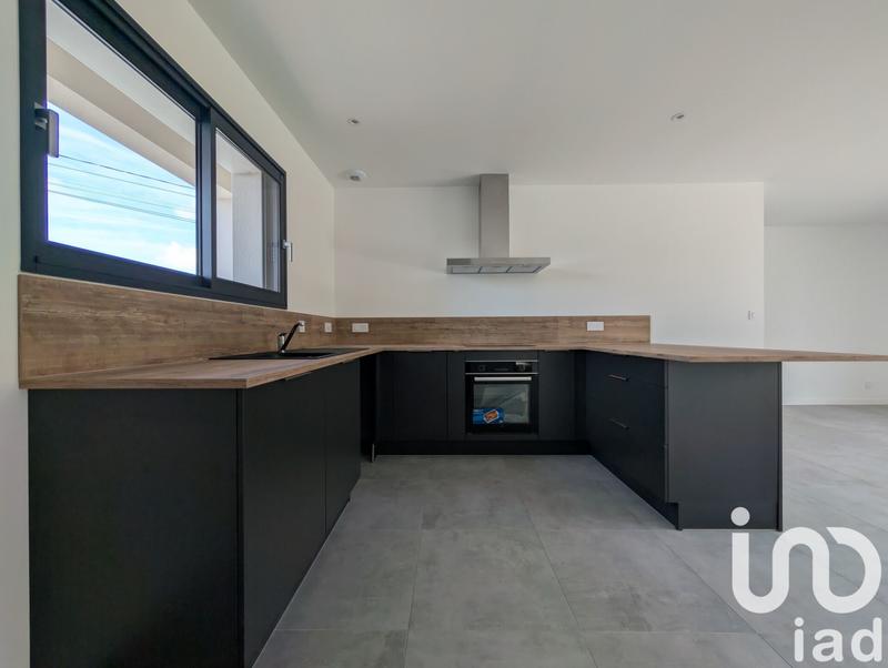 Maison - 94 m² - 4 pièces