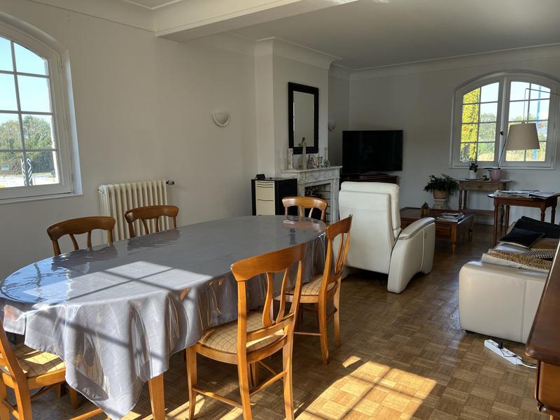 Maison - 175 m² - 8 pièces