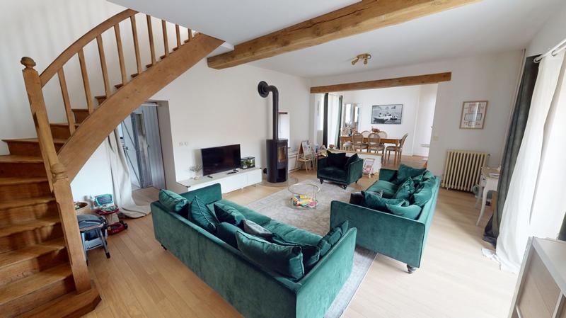 Maison ancienne - 171 m² - 6 pièces