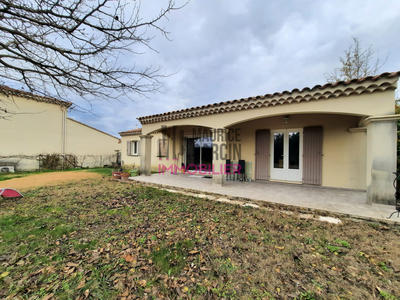 Maison - 98 m² - 4 pièces