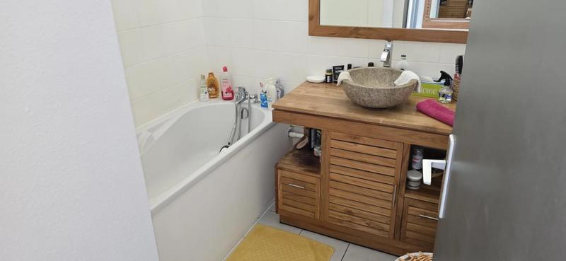 Appartement - 92 m² - 5 pièces