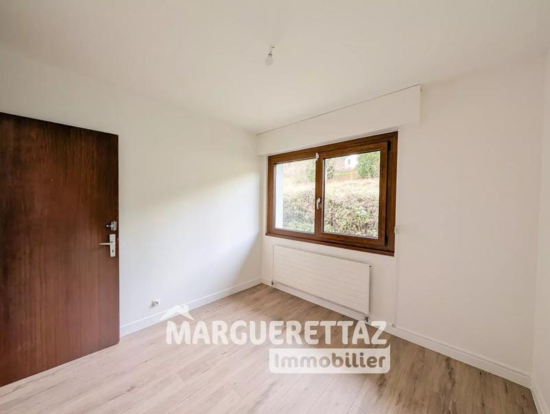 Villa - 214 m² - 6 pièces