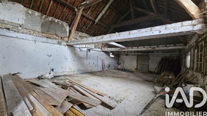 Maison - 400 m² - 1 pièce