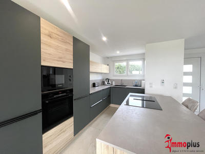 Maison - 80 m² - 4 pièces