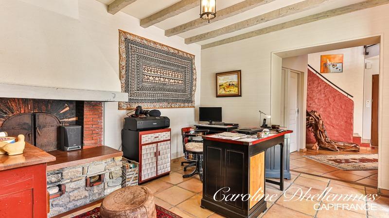 Maison - 218 m² - 8 pièces