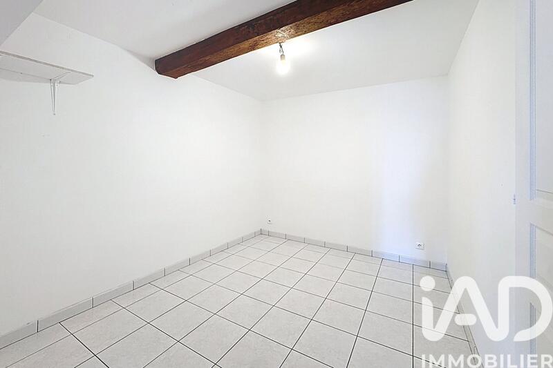 Appartement - 90 m² - 4 pièces