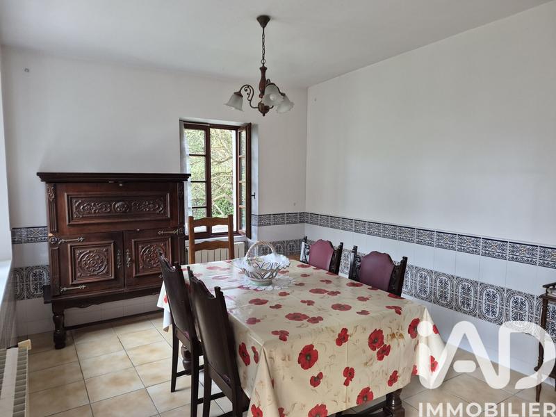 Maison - 110 m² - 6 pièces