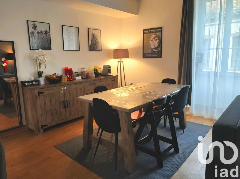 Appartement - 97 m² - 5 pièces