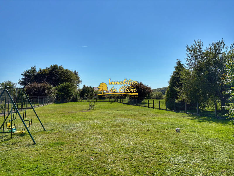 Maison - 210 m² - 9 pièces