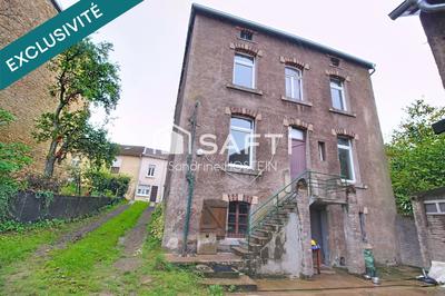 Maison - 300 m² - 15 pièces