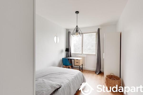 Chambre - 10 m² - 1 pièce