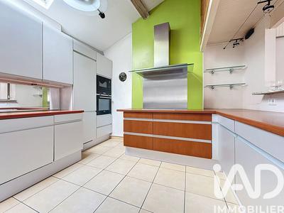 Appartement - 152 m² - 3 pièces