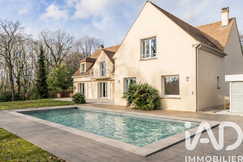 Maison de maîtres - 333 m² - 10 pièces