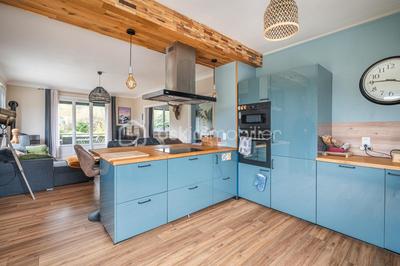 Appartement - 100 m² - 3 pièces