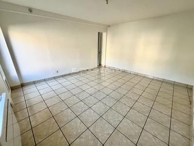 Maison - 67 m² - 4 pièces