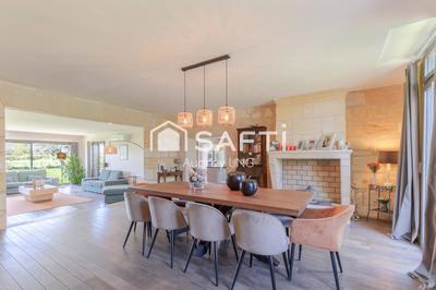 Maison de maîtres - 330 m² - 7 pièces