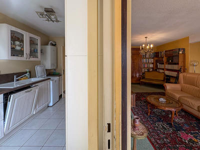 Appartement - 100 m² - 5 pièces