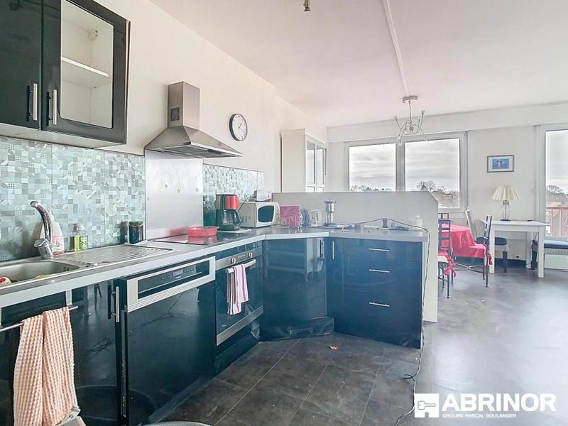 Appartement - 85 m² - 3 pièces