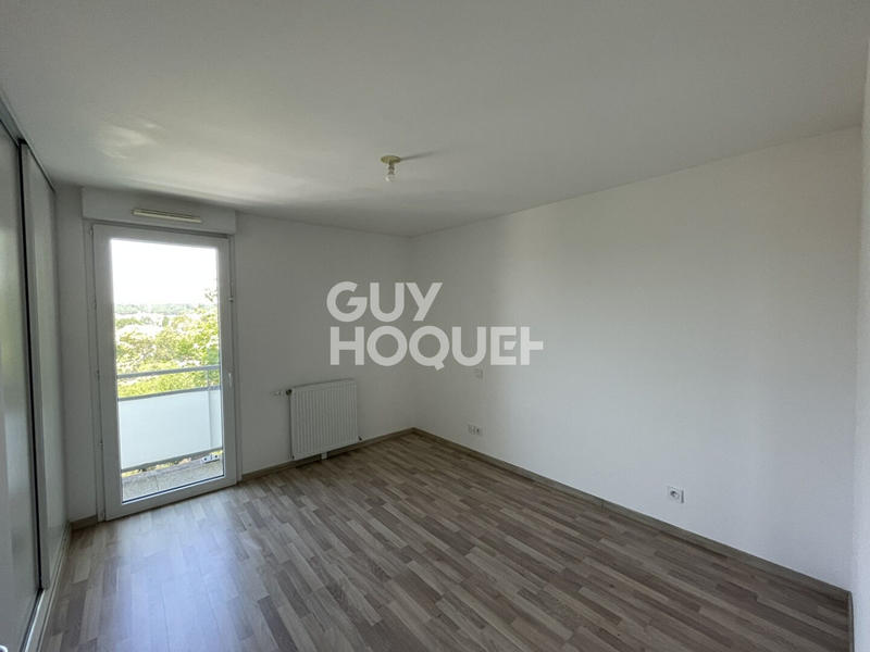 Appartement - 94 m² - 4 pièces