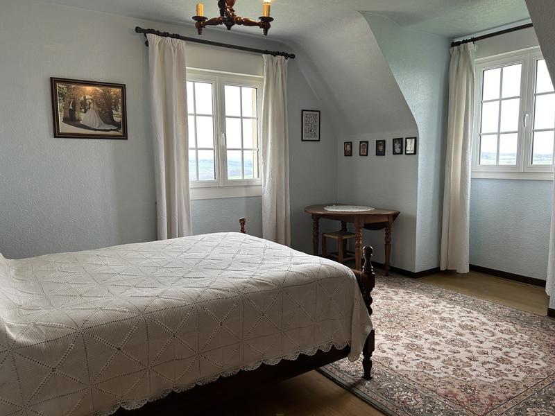 Maison traditionnelle - 213 m² - 7 pièces