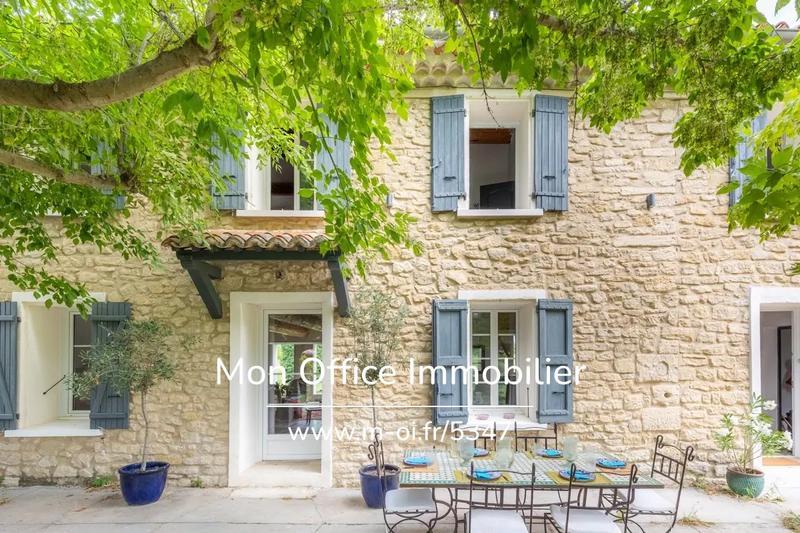 Remise - 354 m² - 8 pièces