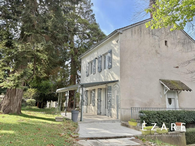 Maison ancienne - 121 m² - 7 pièces