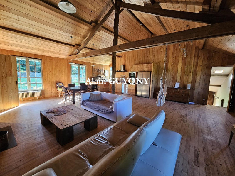 Maison - 114 m² - 4 pièces